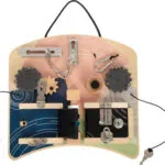 Imagine 3: Jucarie Montessori – Tabla activitati