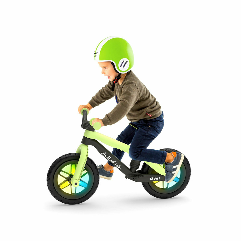 bicicleta de echilibru bmxie glow cu suport pentru picioare si frana integrate cu spite luminoase cu sa reglabila greutatate 3 8 kg 12 inch pentru 2 5 ani chillafish pistachio 2523368 4