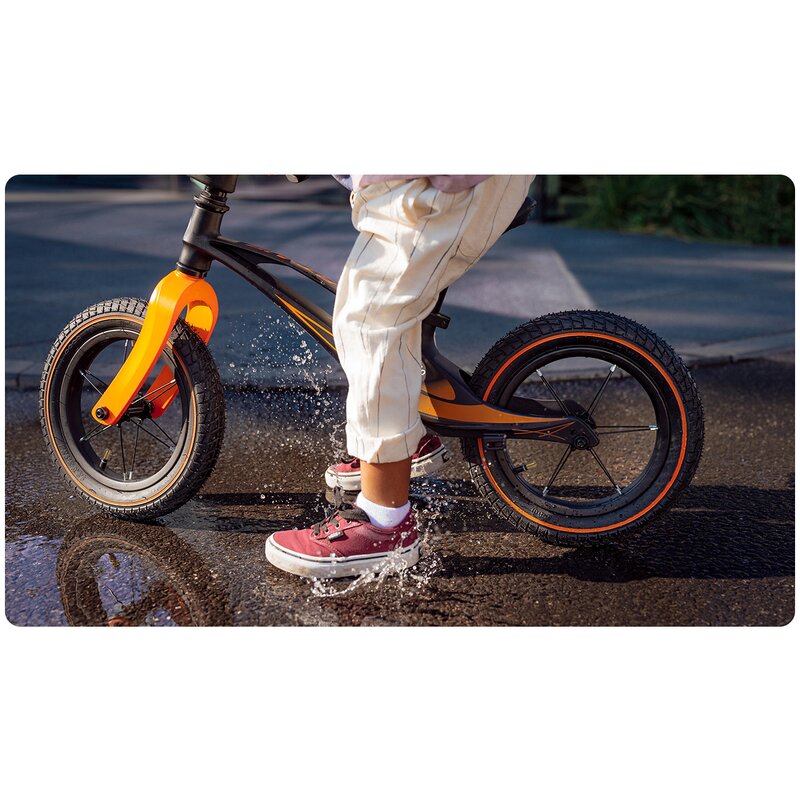 lionelo bicicleta cu roti gonflabile cu cadru din magneziu fara pedale 12 bart air pink violet 2111669 4
