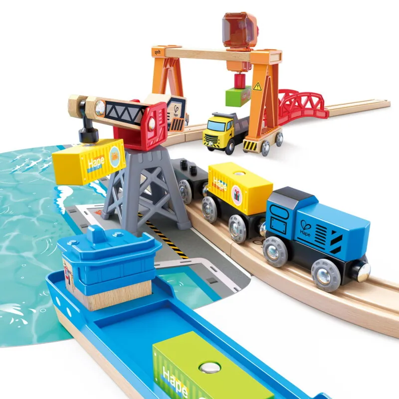Set de jucarie din lemn - port cu trenuri