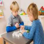 Joc 2 in 1 Potriveste 4 & Domino curcubeu Hubelino (71 piese) - Seturi de constructie Hubelino 3