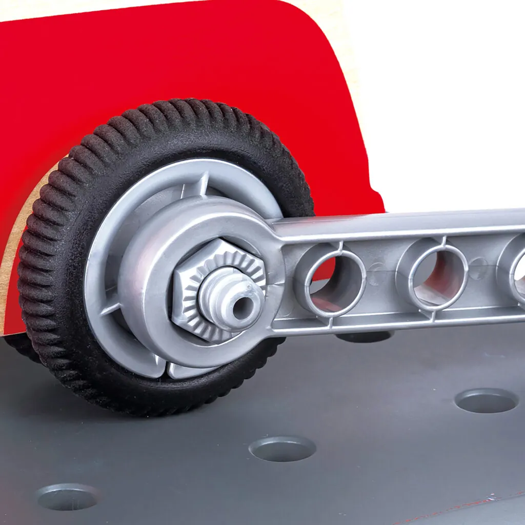 Jucarie din lemn - Banc de lucru pentru service si reparatii auto (71 piese) - Seturi de constructie Hape 7