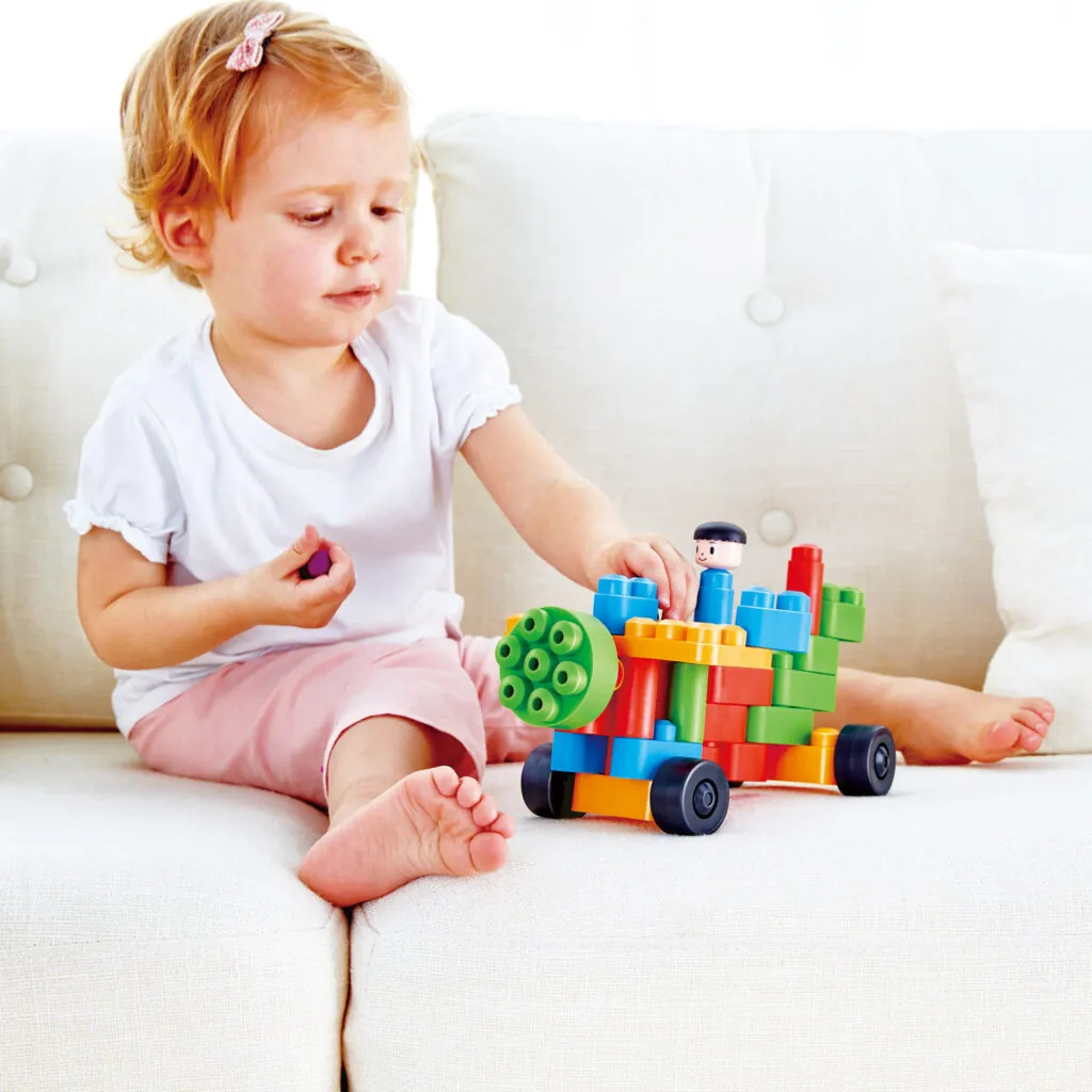 PolyM - Kit de constructie creativ de jucarie (25 piese) - Seturi de constructie Hape 2