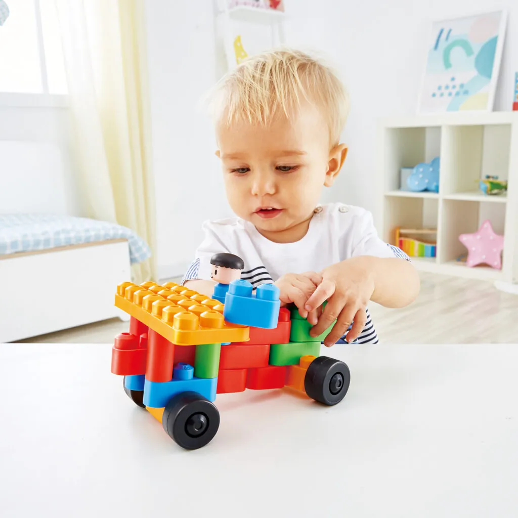 PolyM - Kit de constructie creativ de jucarie (25 piese) - Seturi de constructie Hape 4