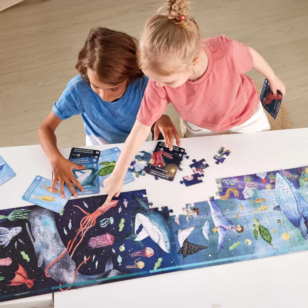 Puzzle pentru copii fotoluminescent Viata acvatica (200 piese